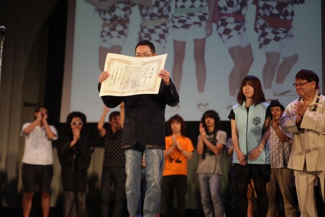 「第5回したまちコメディ映画祭in台東」、コメディ栄誉賞に！　71歳、仲本工事は授賞式で側転を披露！　画像ギャラリー（11枚目）