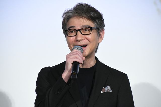 『ゴジラ-1.0』神木隆之介、浜辺美波らがオスカー像手渡しリレー！アカデミー賞受賞記念大ヒット御礼舞台あいさつ（10枚目）