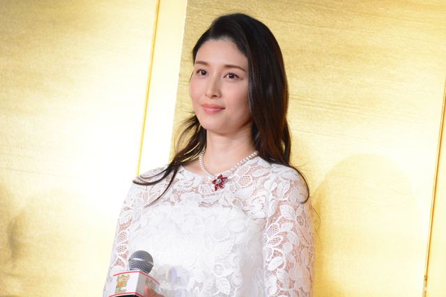 ムロツヨシ、永山瑛太、川口春奈、林遣都ら鏡開き挑戦！映画『身代わり忠臣蔵』完成披露舞台あいさつ（11枚目）