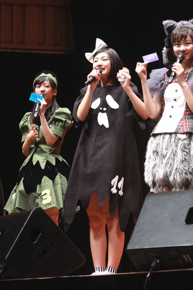 人気アイドルグループ、エビ中のメンバーが500人の観客とともにハロウィン衣装で熱唱！　画像ギャラリー（20枚目）