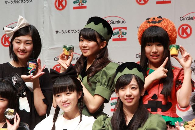 人気アイドルグループ、エビ中のメンバーが500人の観客とともにハロウィン衣装で熱唱！　画像ギャラリー（37枚目）