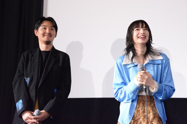 松田龍平＆小松菜奈『わたくしどもは。』公開記念舞台あいさつ（3枚目）