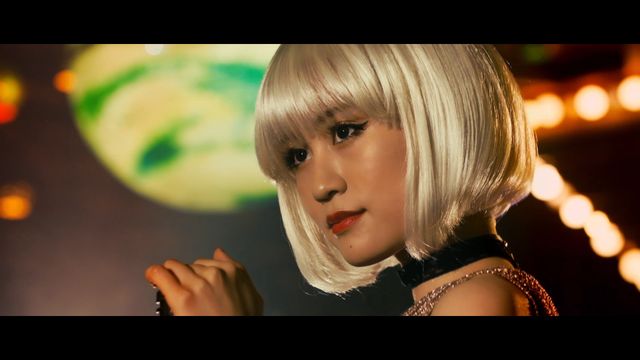 前田敦子、金髪・下着姿・ラブホのベッド・入浴シーン!フォトギャラリー