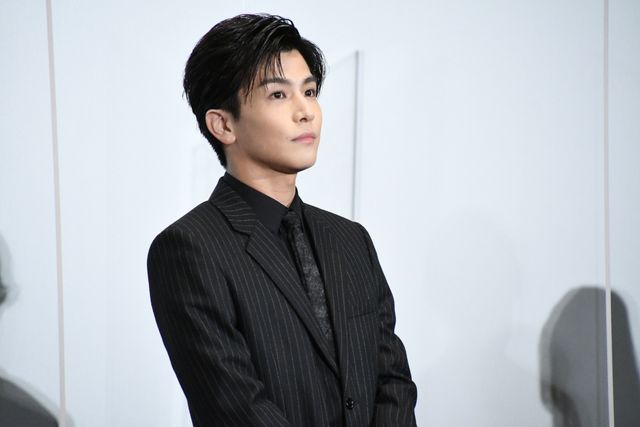 岩田剛典＆新田真剣佑ら出席！『名も無き世界のエンドロール』公開記念舞台あいさつ（4枚目）