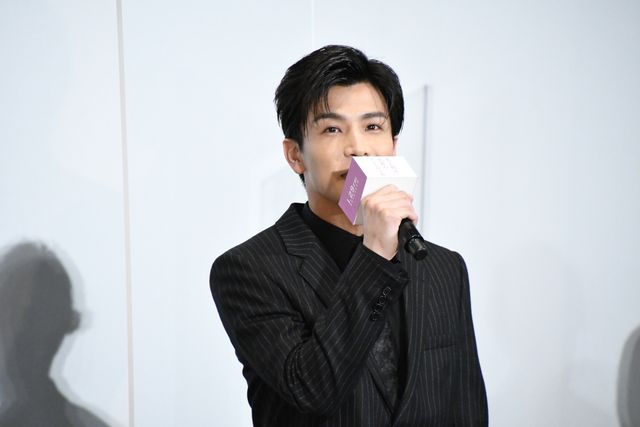 岩田剛典＆新田真剣佑ら出席！『名も無き世界のエンドロール』公開記念舞台あいさつ（8枚目）