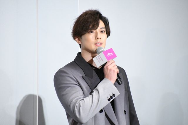 岩田剛典＆新田真剣佑ら出席！『名も無き世界のエンドロール』公開記念舞台あいさつ（16枚目）