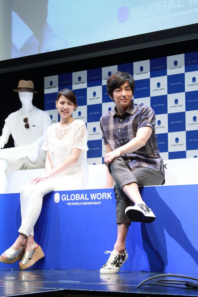 ちょっぴり眠たげな表情がかわいい！長澤まさみ＆大沢たかおフォトギャラリー（3枚目）