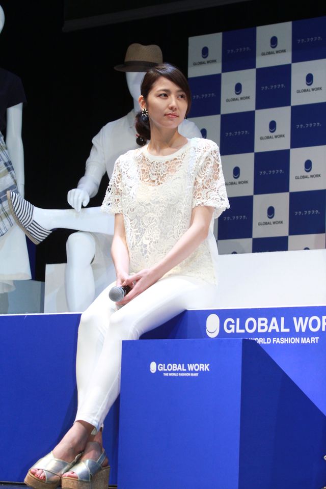 ちょっぴり眠たげな表情がかわいい！長澤まさみ＆大沢たかおフォトギャラリー（7枚目）