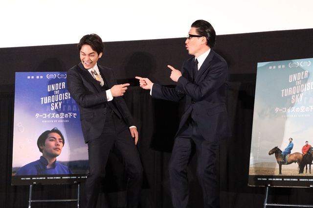 柳楽優弥＆KENTARO監督がノリノリ！『ターコイズの空の下で』初日舞台あいさつ：フォトギャラリー