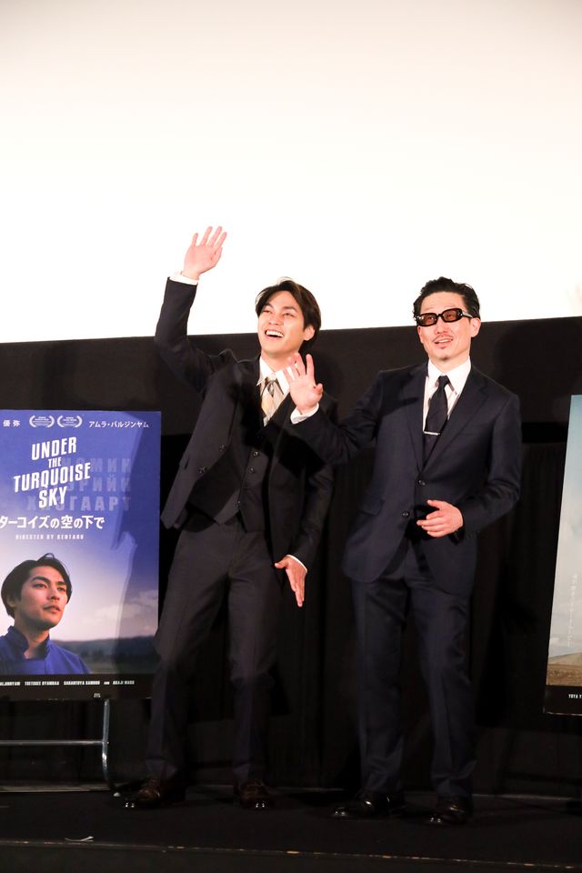 柳楽優弥＆KENTARO監督がノリノリ！『ターコイズの空の下で』初日舞台あいさつ（6枚目）