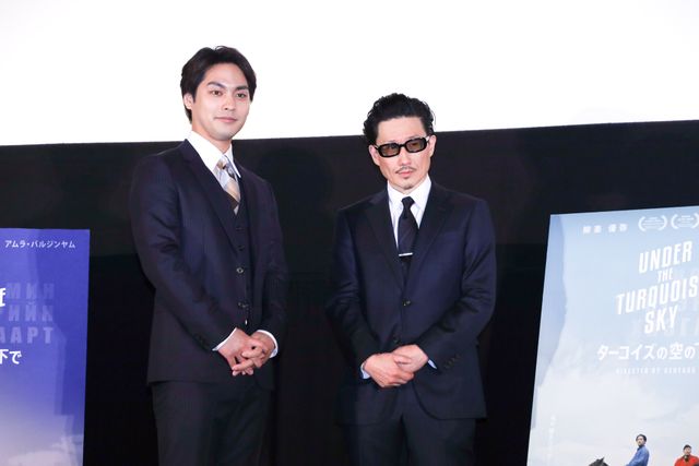 柳楽優弥＆KENTARO監督がノリノリ！『ターコイズの空の下で』初日舞台あいさつ（18枚目）