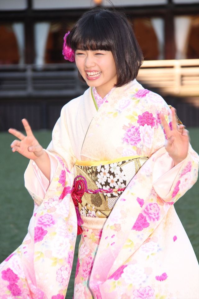 オスカー美女11名が恒例の晴れ着披露！フォトギャラリー（12枚目）