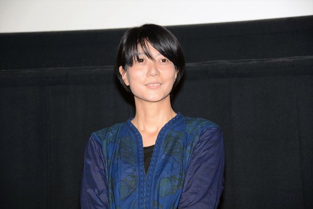 中谷美紀がサプライズでチケットもぎり！『繕い裁つ人』大ヒット御礼舞台あいさつフォトギャラリー（3枚目）