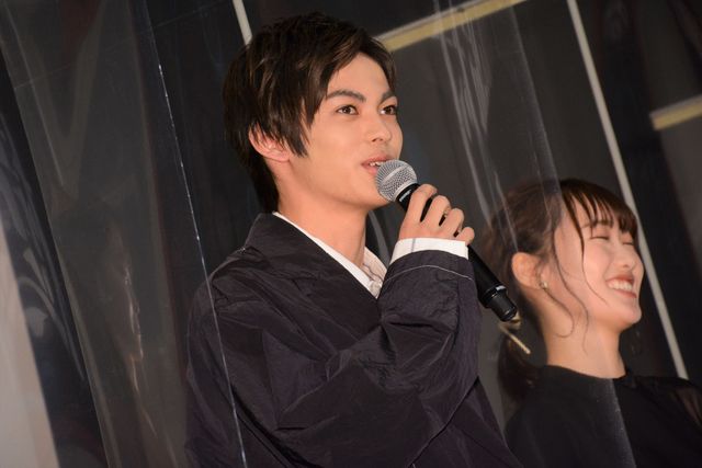 山田杏奈、山口まゆ、神尾楓珠ら登壇！映画『樹海村』初日舞台あいさつ（4枚目）