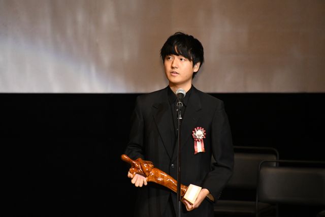 前田敦子の美しいドレス姿！-第11回TAMA映画賞授賞式：フォトギャラリー