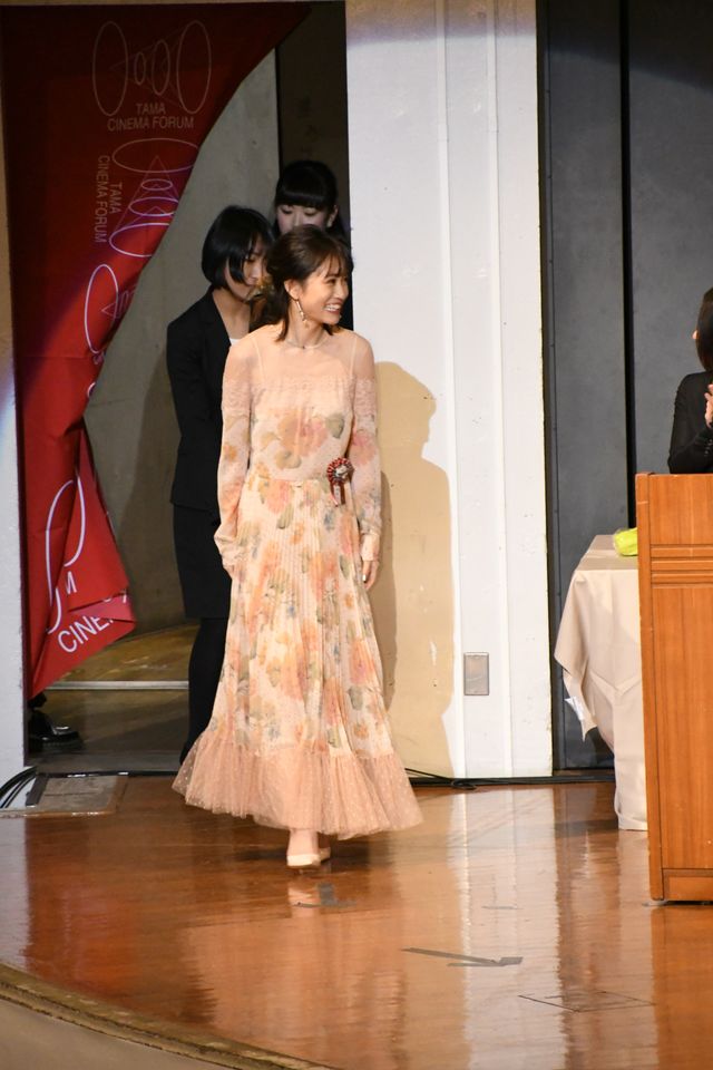 前田敦子の美しいドレス姿！-第11回TAMA映画賞授賞式（16枚目）
