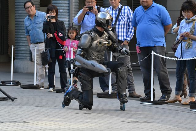 ジャッキー・チェンの飽くなき探究心をローラーマン絶賛！　画像ギャラリー（9枚目）