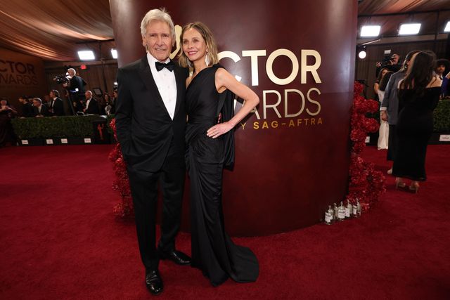 第32回米俳優賞でのハリソン・フォード＆キャリスタ・フロックハート（3枚目）
