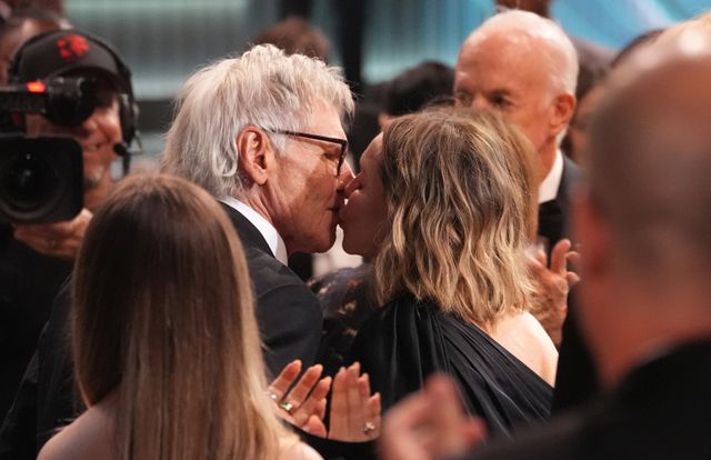 第32回米俳優賞でのハリソン・フォード＆キャリスタ・フロックハート（4枚目）