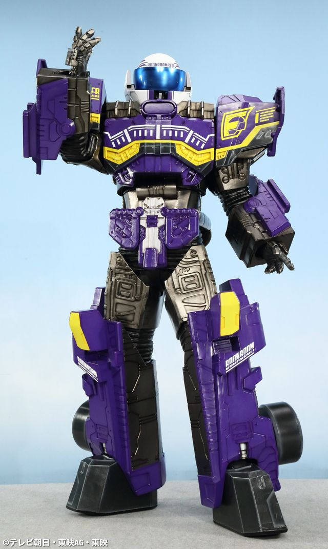 「ブンブンジャー」敵か味方か…“始末屋”ブンバイオレット＆相棒ビュン・ディーゼル参戦（4枚目）