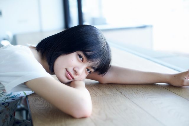 ＜8枚＞透明感すごい！15歳の美少女・吉田美月喜（3枚目）