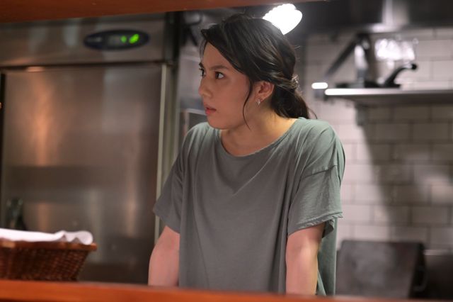 葉菜と再会した駿はシェフとして…川口春奈＆横浜流星「着飾る恋には理由があって」第8話（10枚目）