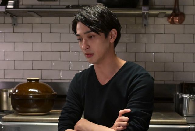 葉菜と再会した駿はシェフとして…川口春奈＆横浜流星「着飾る恋には理由があって」第8話（12枚目）