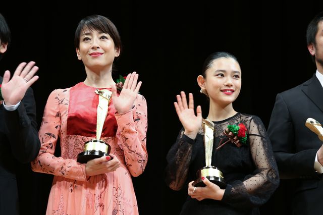 キネ旬ベスト・テン宮沢りえ＆杉咲花の受賞に監督がサプライズで登場＆お祝い！（12枚目）