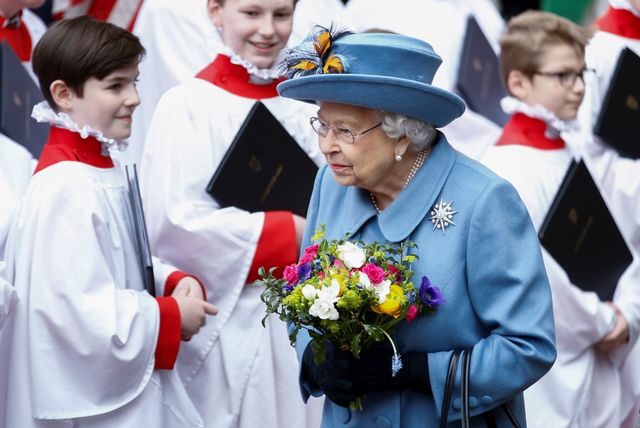 英国のエリザベス女王(93)は、新型コロナウイルスの感染拡大を踏まえ、毎年恒例の複数のガーデンパーティーを中止して予定より1週間早くウィンザー城へ出発する。写真は9日撮影。