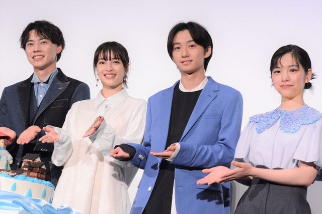 広瀬すず『水は海に向かって流れる』公開記念舞台あいさつに登壇：フォトギャラリー