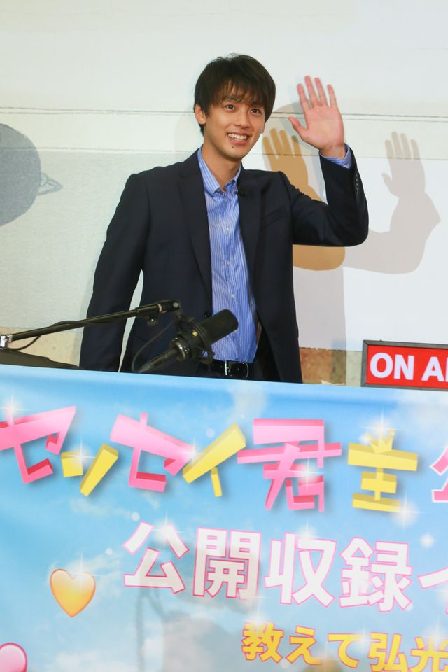 竹内涼真＆浜辺美波、公開ラジオ収録に挑戦！『センセイ君主』公式WEBラジオ（4枚目）