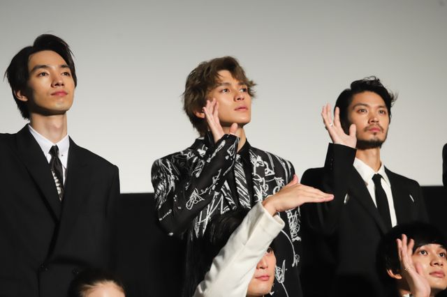 『東京リベンジャーズ』キャストが集結！公開記念舞台あいさつ（4枚目）