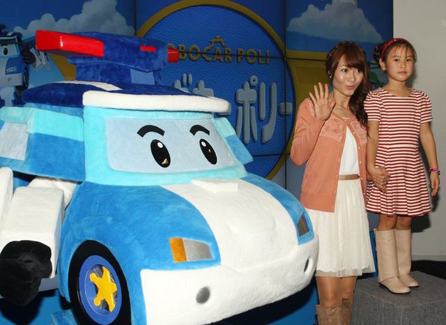 新山千春・小春親子がそろって登場！製作発表会見フォトギャラリー：フォトギャラリー