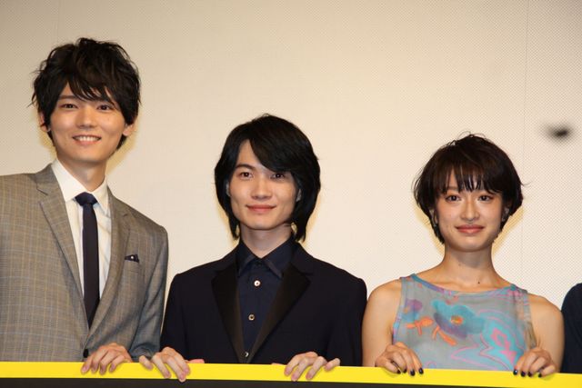 神木隆之介＆古川雄輝が仲良しぶりを見せつける!?映画『太陽』完成披露試写会フォトギャラリー（3枚目）