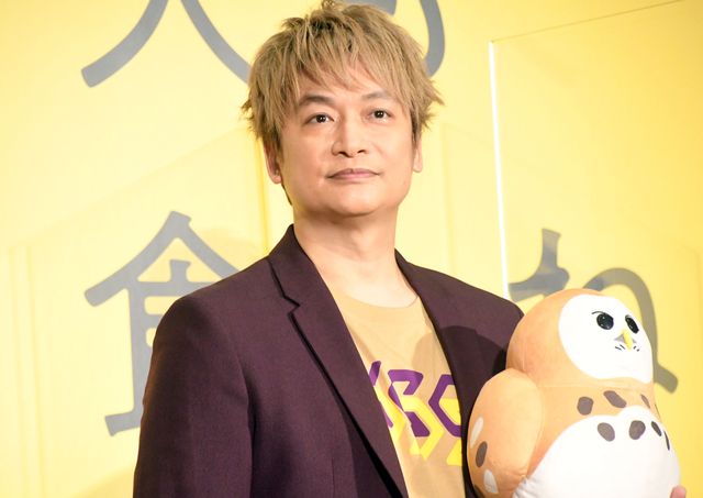 香取慎吾、フクロウと一緒に登場！『犬も食わねどチャーリーは笑う』公開記念舞台あいさつ（3枚目）