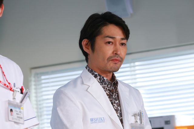 中条あやみ、水川あさみ、小瀧望のナース姿！「白衣の戦士！」囲み取材会（3枚目）