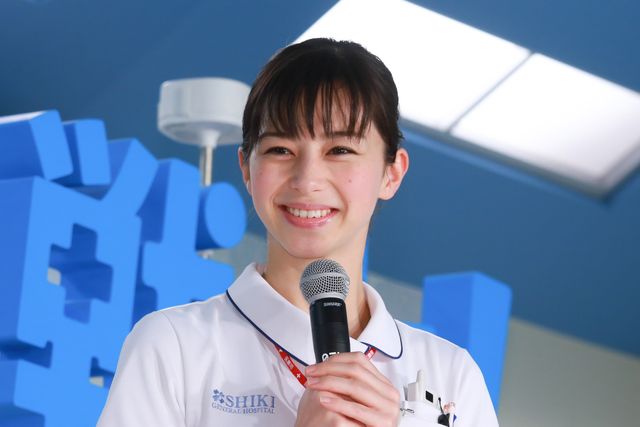 中条あやみ、水川あさみ、小瀧望のナース姿！「白衣の戦士！」囲み取材会（5枚目）