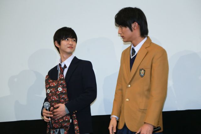 普段、キャーッと言われることない？千葉雄大＆中川大志ら『通学シリーズ　通学途中』初日舞台あいさつ【フォトギャラリー】（2枚目）