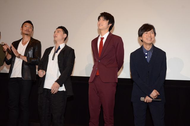 ヨッシャラッキー！『宇宙戦隊キュウレンジャーVSスペース・スクワッド』初日舞台あいさつ（3枚目）