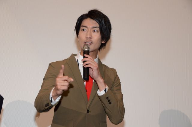 ヨッシャラッキー！『宇宙戦隊キュウレンジャーVSスペース・スクワッド』初日舞台あいさつ（15枚目）