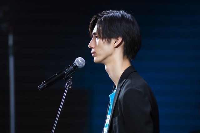 吉沢亮＆杉咲花『青くて痛くて脆い』場面写真【20枚】（8枚目）