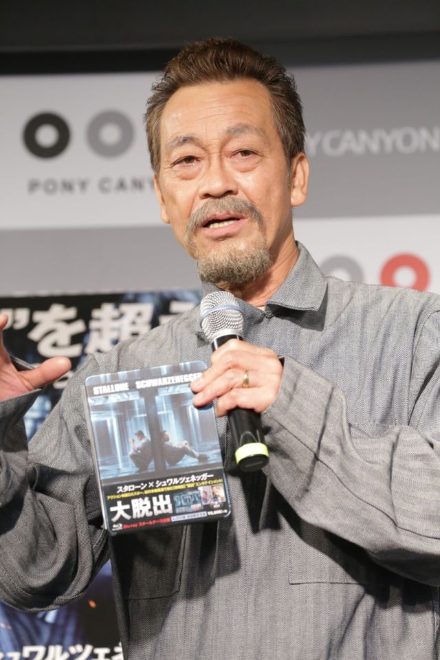 スタローン、シュワちゃんコスプレのモト冬樹＆清水アキラ、ムキムキ……？フォトギャラリー（6枚目）