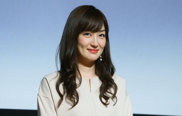 新婚・高梨臨が登壇！「結婚相手は抽選で」制作発表会見：フォトギャラリー