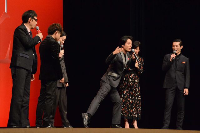 桐谷健太に菅田将暉たちが爆笑！『火花』完成披露（2枚目）