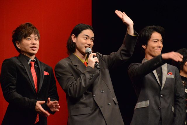 桐谷健太に菅田将暉たちが爆笑！『火花』完成披露（6枚目）