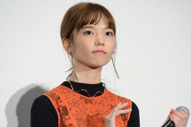 中島健人、中条あやみ、岸優太ら仲良くわちゃわちゃ！『ニセコイ』完成披露舞台あいさつ（7枚目）