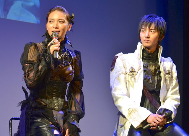 秋元才加、華麗なアクションを生披露！フォトギャラリー（17枚目）