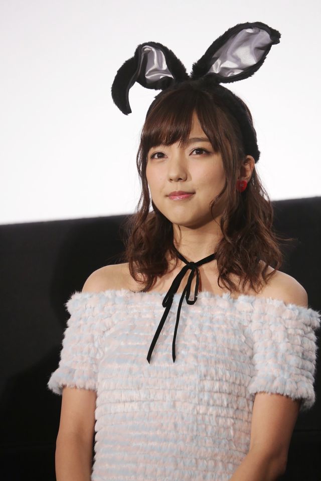 真野恵里菜のウサ耳がキュート！『パトレイバー／第5章』初日舞台挨拶（4枚目）