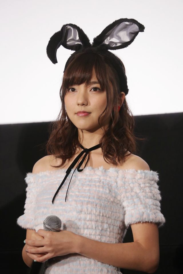 真野恵里菜のウサ耳がキュート！『パトレイバー／第5章』初日舞台挨拶（6枚目）