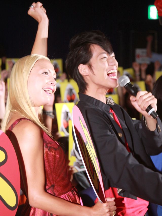 映画『仮面ライダーフォーゼ THE MOVIE　みんなで宇宙キターッ！』『特命戦隊ゴーバスターズ THE MOVIE　東京エネタワーを守れ！』初日舞台あいさつ：フォトギャラリー